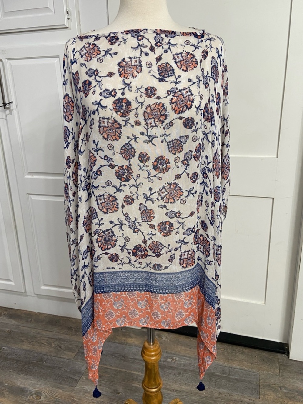 J. Jill Boho Floral Shawl Coverup Kaftan Style White Blue Orange Tassels OS
